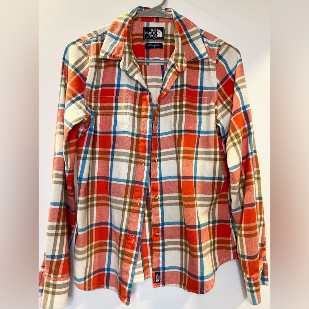 COPY - The North Face flannel shirt—women’s size S